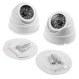 2 gefälschte Überwachungs-Sicherheits-CCTV-Kuppelkameras mit blinkenden LEDs. Echte Nachahmung der Heimsicherheit